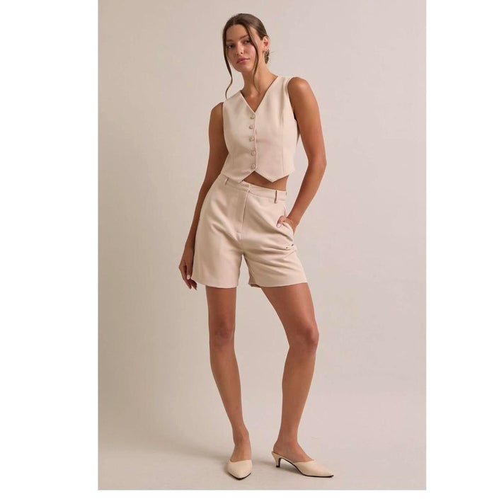 European Vest & Shorts Set | Women's 2-Piece Vacation Outfit