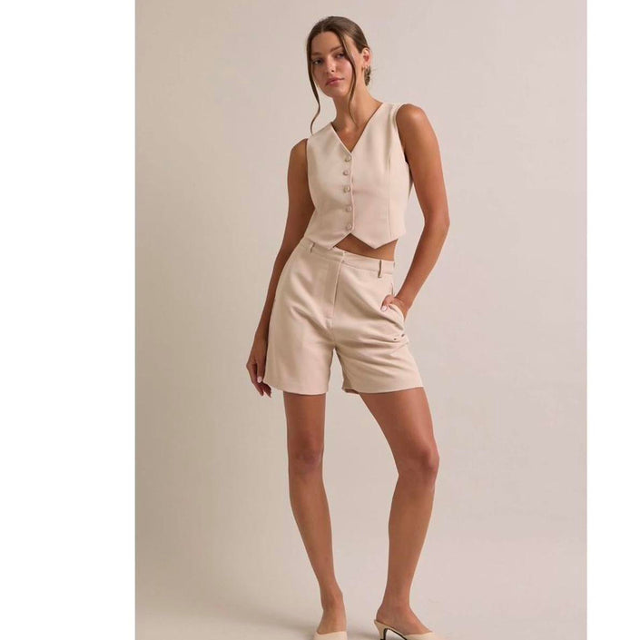 European Vest & Shorts Set | Women's 2-Piece Vacation Outfit
